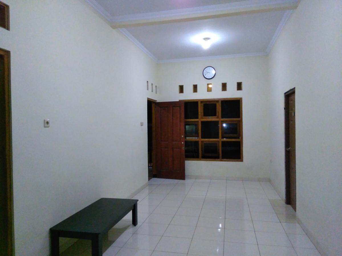 Maqmil Prambanan Apartman Kültér fotó